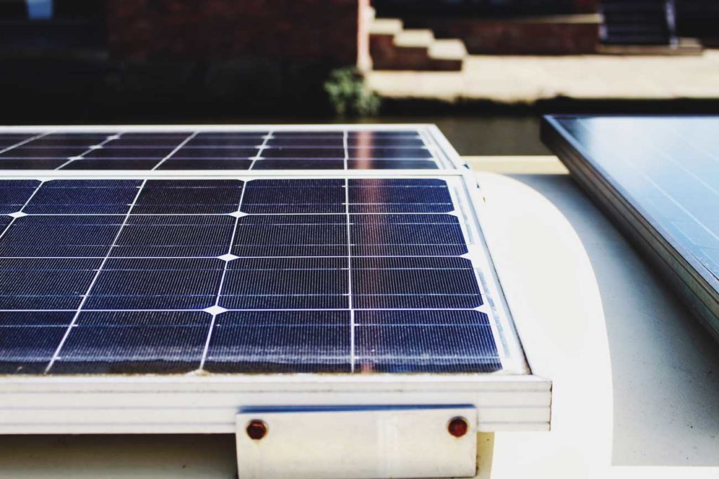 Panneau solaire à brancher sur une prise - Autoconsommation Plug