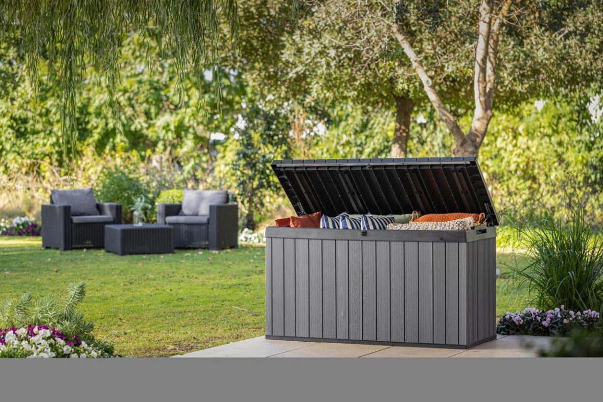 Rangement du jardin : pourquoi utiliser un coffre de jardin