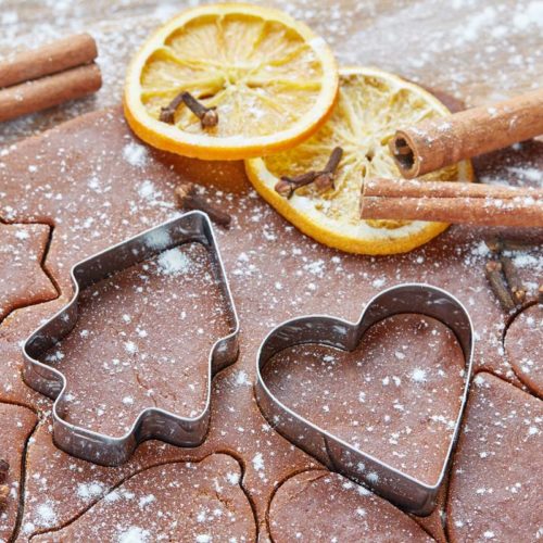 des biscuits de noel au miel à cuisiner en famille