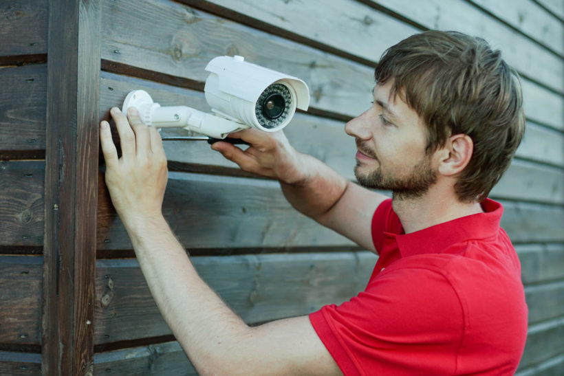 installer un kit de vidéo surveillance pour maison