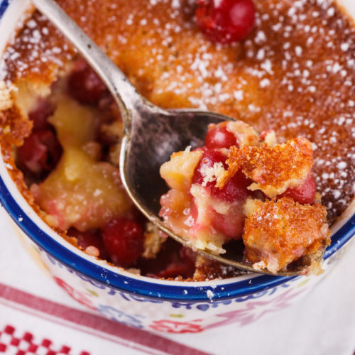 une recette facile de clafoutis aux cerises