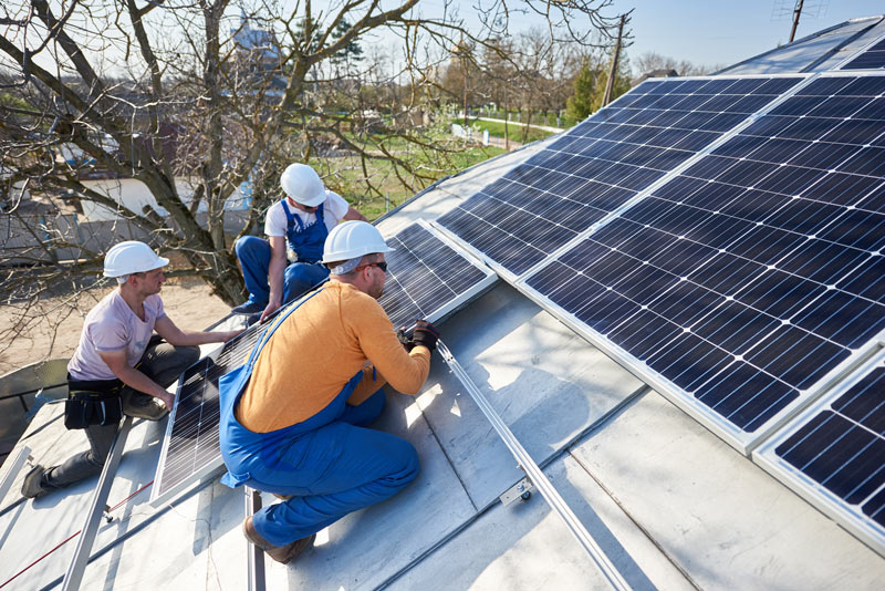 Support de panneaux solaires pour toiture inclinée