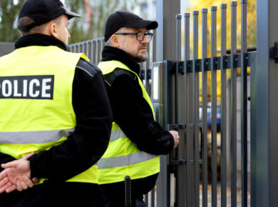 Attention propriétaires ! Grâce aux IA le fisc chasse vérandas et abris de jardin illégaux
