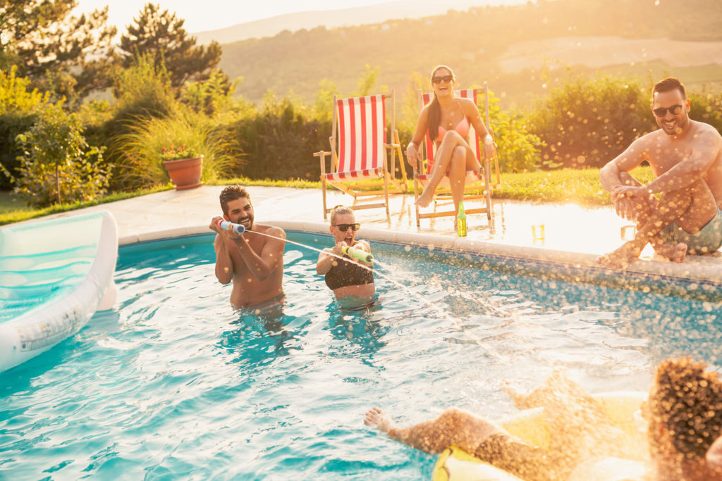 les astuces pour une eau de piscine fraiche même par fortes chaleurs