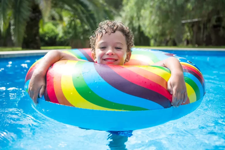 Quand Utiliser le Floculant pour une Piscine