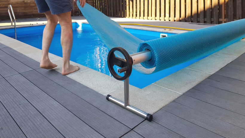 bacher votre piscine même en été permet d'économiser de l'eau