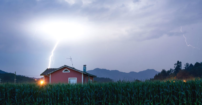 protégez votre installation électrique des orages