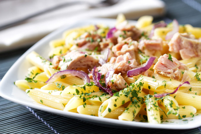 recette Une salade de pâtes au thon et à la mayonnaise facile et rapide