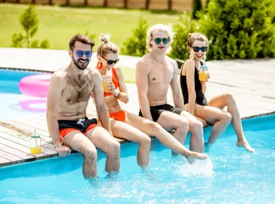 Fortes chaleurs : comment économiser au maximum l'eau de votre piscine ?