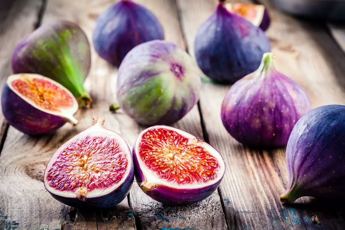 Figues du jardin : les astuces pour la récolte et les conserver longtemps