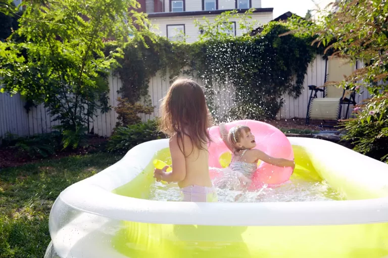 Stop aux fuites ! Comment détecter facilement un trou dans votre piscine ?