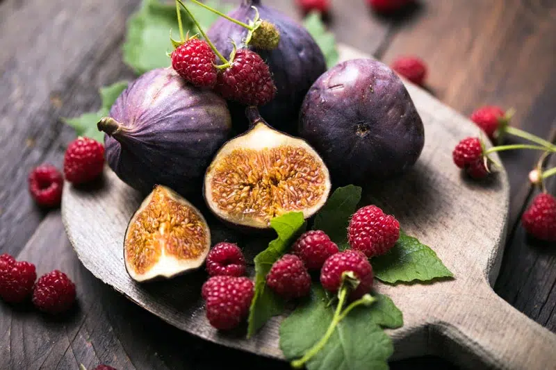 Cinq recettes simples pour cuisiner les figues de votre jardin