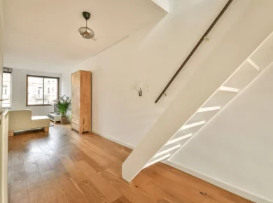 Aménager un salon étroit ? Découvrez 5 conseils d'architectes