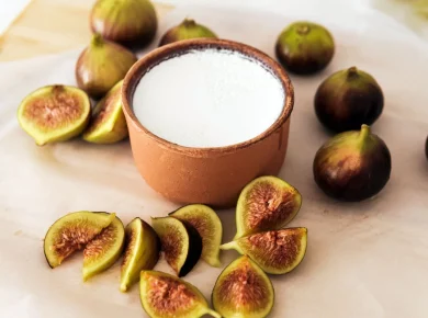 des figues rôties sur yaourt grec