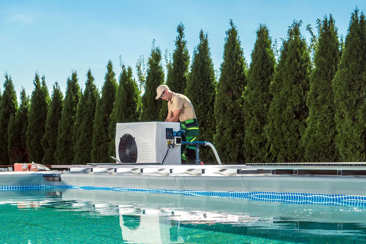 Comment entretenir la pompe à chaleur de votre piscine en début d'hivernage ?