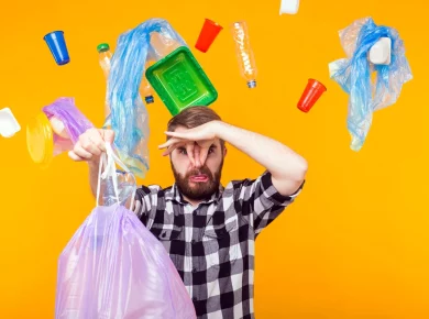 Éliminez définitivement les odeurs de vos poubelles : mes 5 astuces