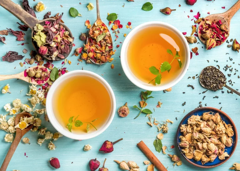 1er janvier : les meilleures tisanes du jardin pour retrouver la forme après les fêtes