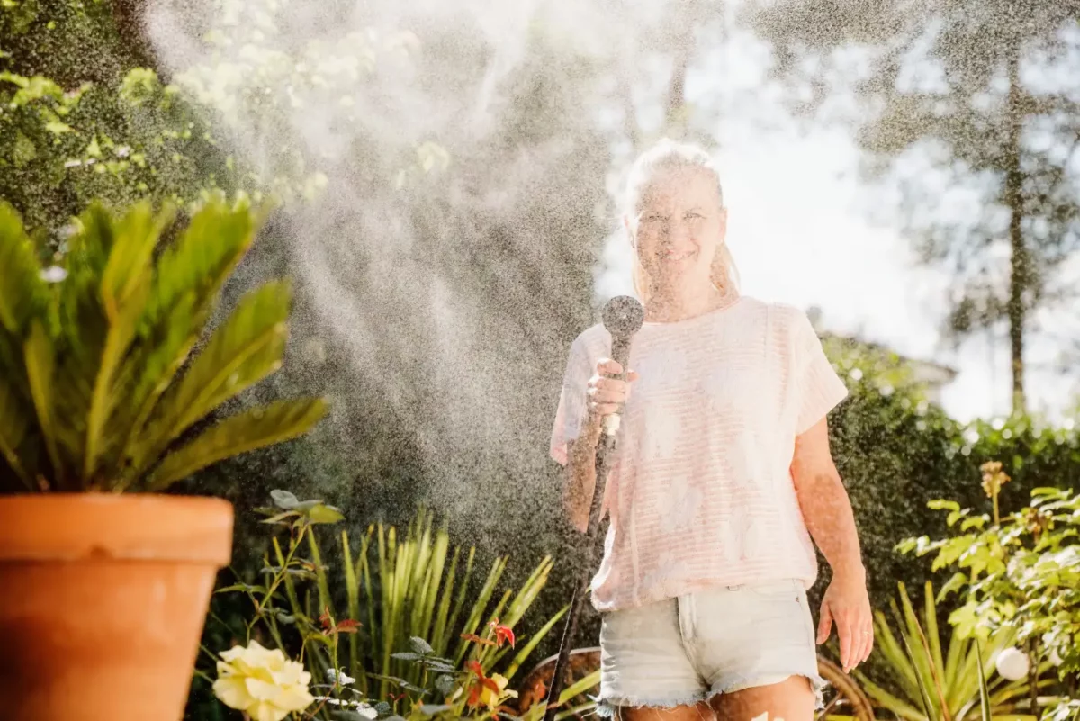 Facture d’eau qui explose ? L’astuce géniale des jardiniers pour économiser 200€ cet été